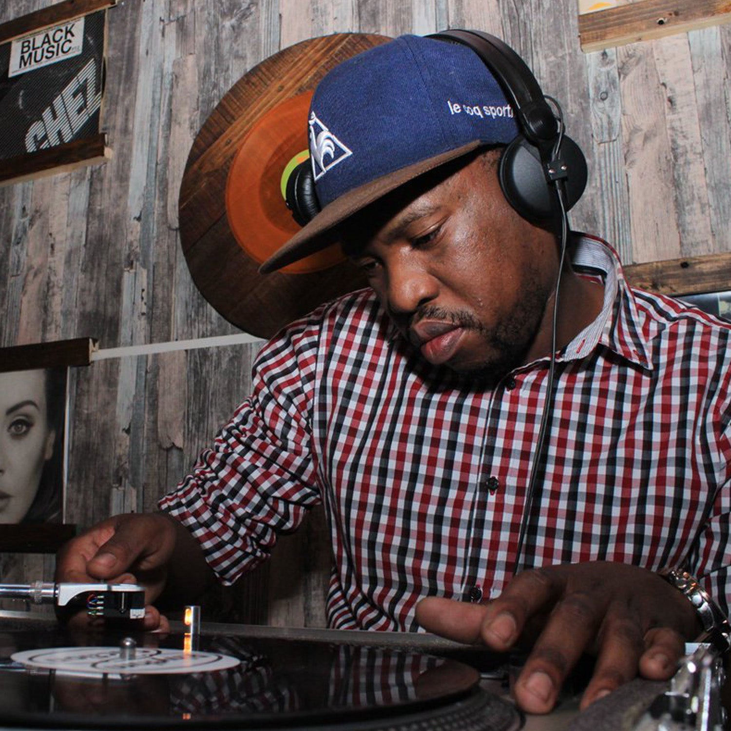 Wemoto Radio - 012 - Kat La Kat