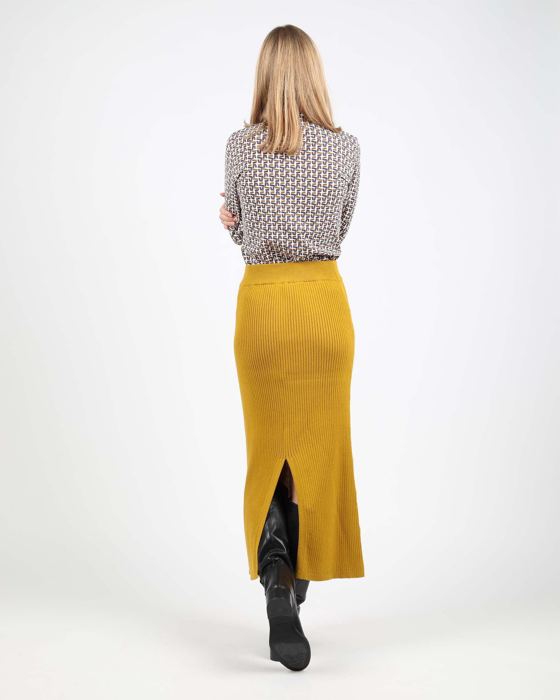 Mustard hotsell knit skirt